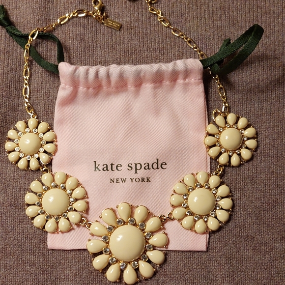 kate spade Jewelry - Kate Spade Garden Flower Necklace